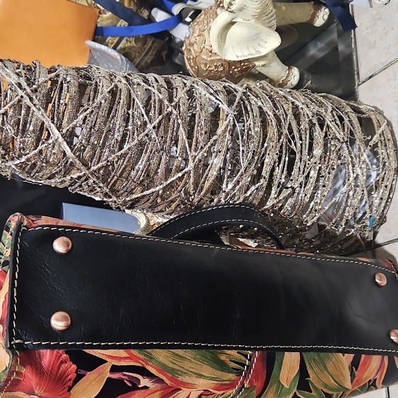 Patricia Nash Leather Rienzo Satchel in Tropical Escape EUC - Picture 9 of 15